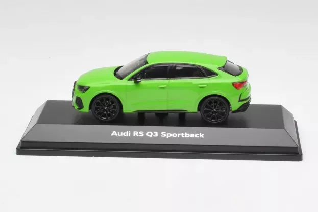 Minichamps Audi Q3 Rs Sportback 2020 1:43 5012013631